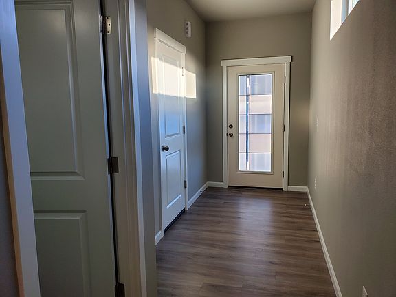 2nd image of 6906 Delaney Ln NE #1