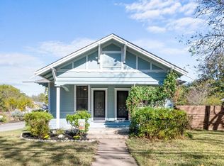 1120 Howard St, Taylor, TX 76574