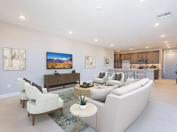 3rd image of 2121 W Sonoran Desert Dr #47
