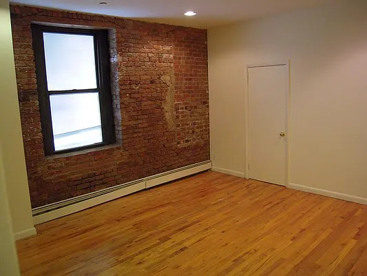 Rented by Douglas Elliman | media 17