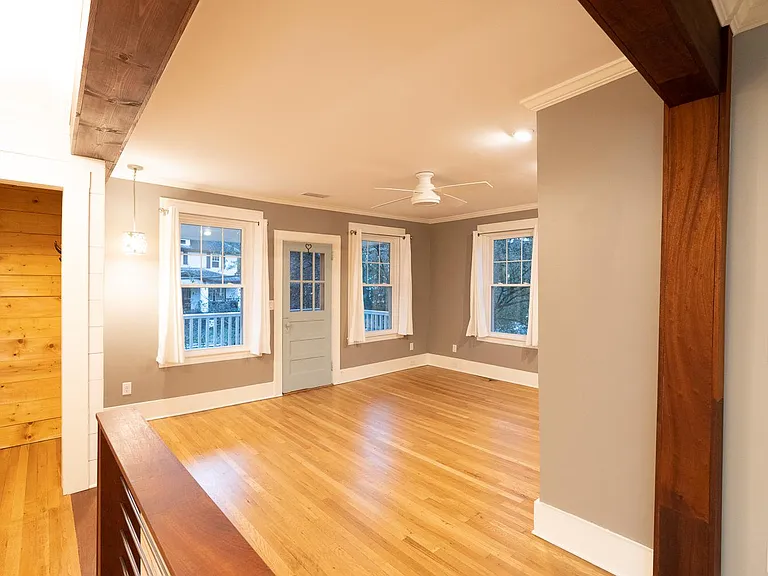 71 Linden Ave #2 — Photo 6