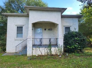 1106 Pleasant View Dr, Winston Salem, NC 27105