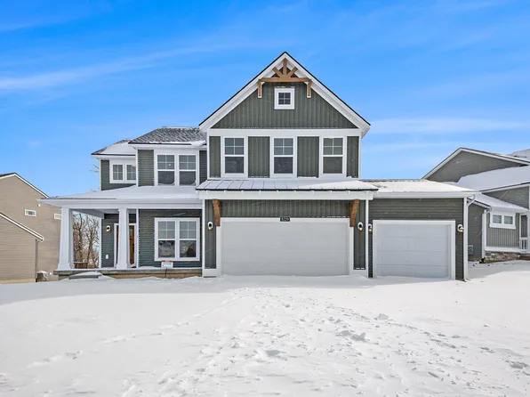 8220 Cooks Corner Dr, Byron Center, MI 49315