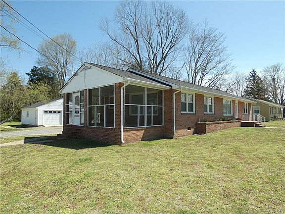 3rd image of 4121 Lee Dr