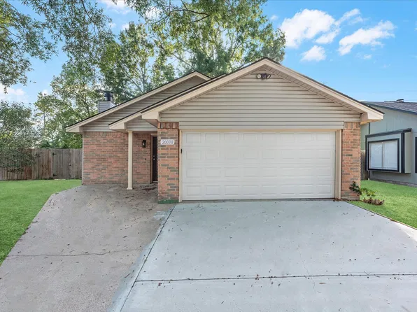 20038 Bambiwoods Dr, Humble, TX 77346