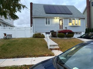 117 Home Pl, Staten Island, NY 10314