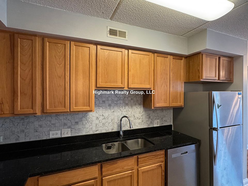1st image of 3420 N Old Arlington Heights Rd #203A