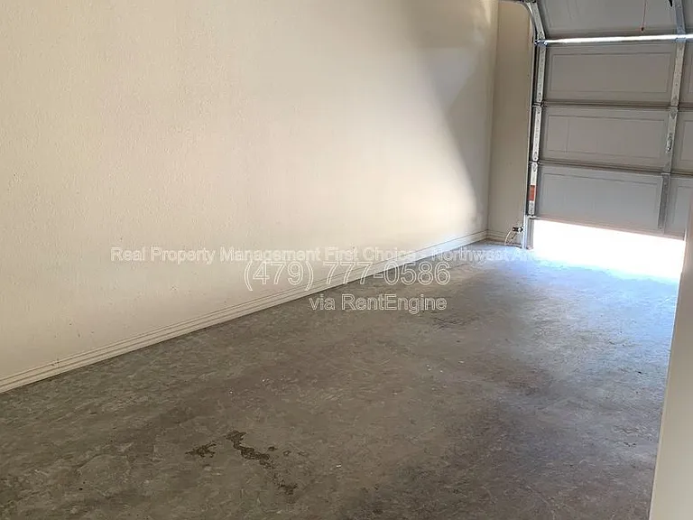 2709 W Shasta Rd — Photo 14