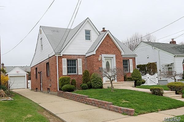 1st image of 254 Jefferson St