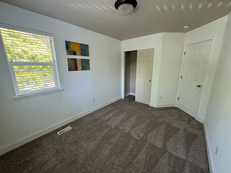11429 SE 171st Pl — Photo 42