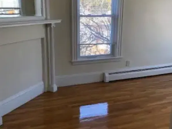 25 Park St #6, Somerville, MA 02143