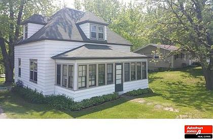 1st image of 624 N Lawson Dr