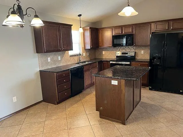 12707 E Willowgreen Cir — Photo 4