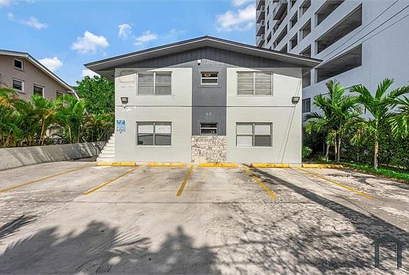 1st image of 43 Glen Royal Pkwy #6