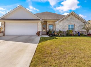 3320 Arrow Creek Dr, Granbury, TX 76049