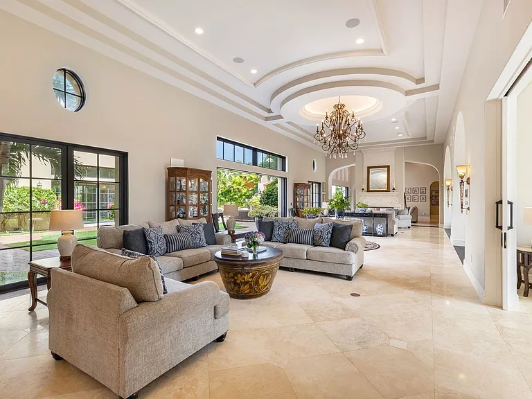 4520 Kahala Ave — Photo 9