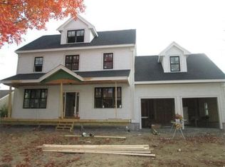 78 Mayflower Rd, Needham, MA 02492