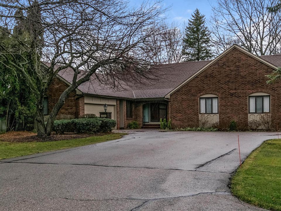 1st image of 3134 Middle Gate Dr SE