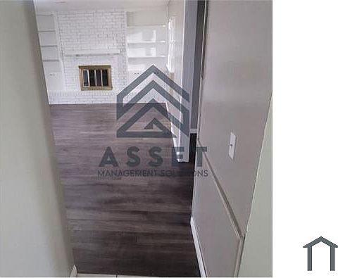 1st image of 412 Wildewood Ter