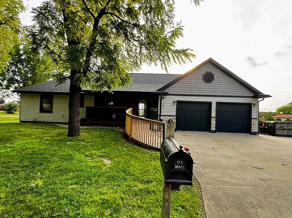 1603 Grant St, Tama, IA 52339