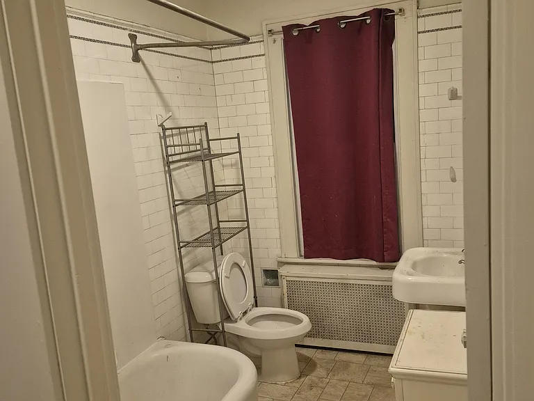 1901 N Washington Ave — Photo 5