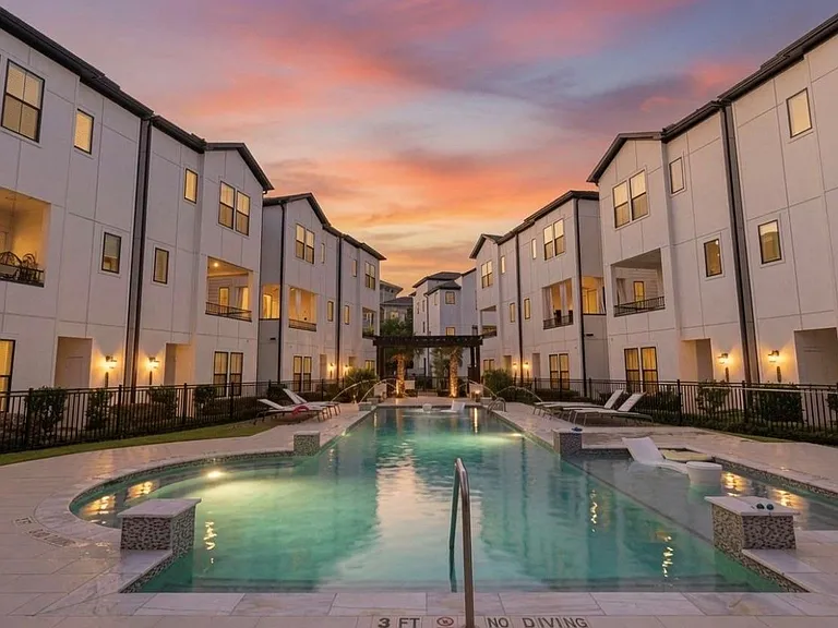 2718 Grand Fountains Dr #H — Photo 11