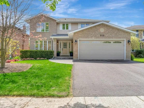 208 Michener Cres, Kitchener, ON N2A 3V7
