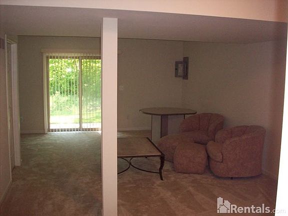 5th image of 7165 Magnolia Ln #1