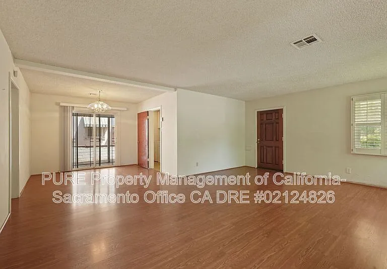 5201 T St — Photo 11