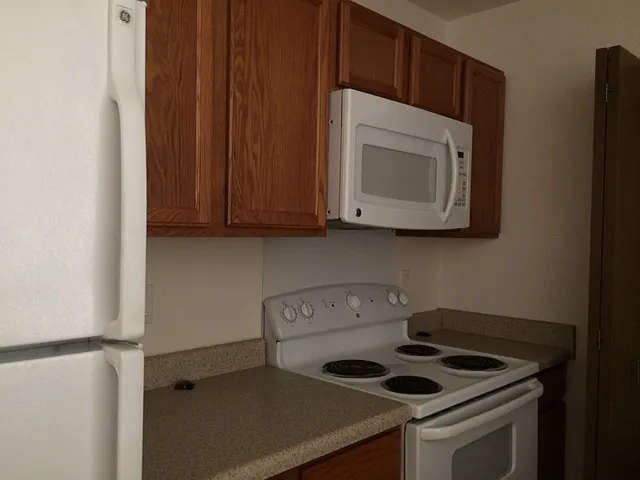 Pheasant Run Apartments — Photo 4