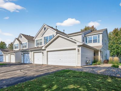 627 Providence Dr, Shakopee, MN, 55379
