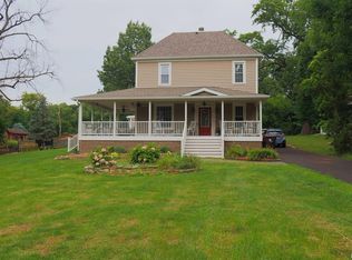 2301 E Grandview Ave, Peoria, IL
