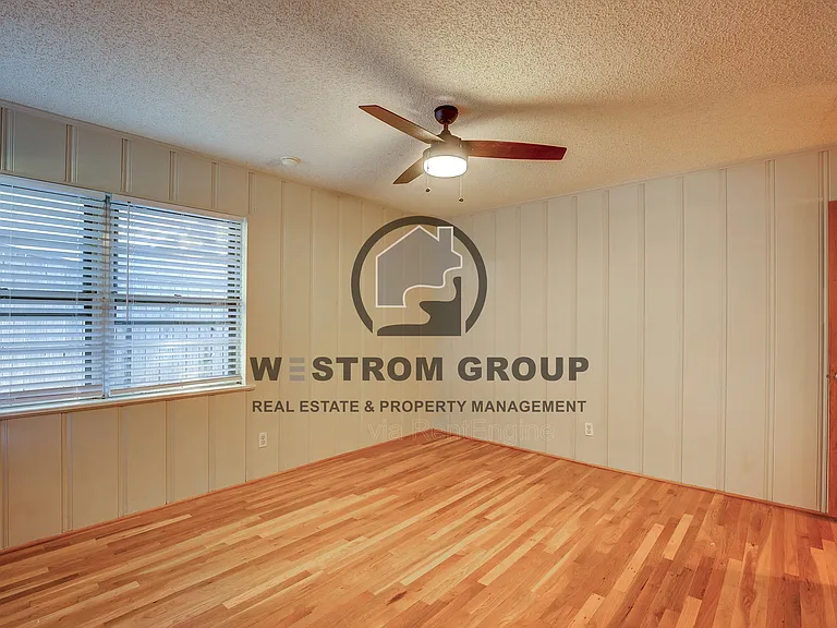 3905 Sanguinet St — Photo 25