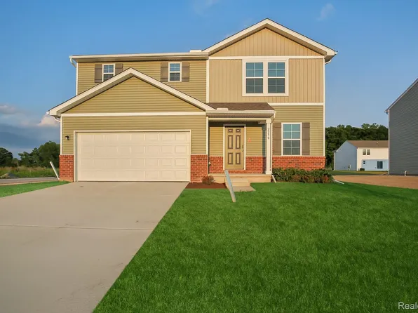 2250 Gunnison Ln, Monroe, MI 48162