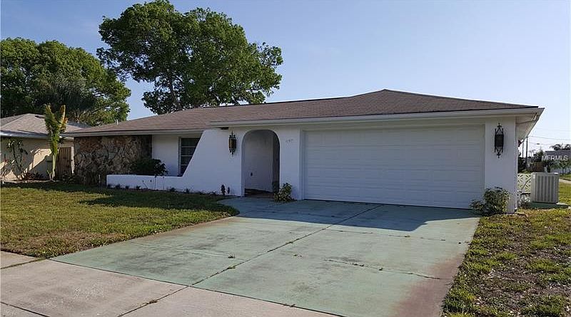 1st image of 1147 Fernwood Dr