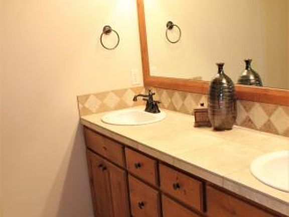 2nd image of 1055 W Province Way Unit 105