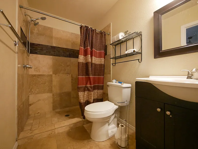3476 Hawthorne Dr — Photo 18
