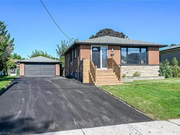 135 Nugent Dr, Hamilton, ON L8H 2N3