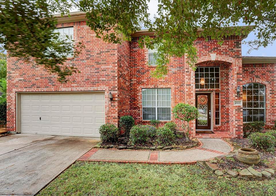 1st image of 10008 Hidden Falls Dr