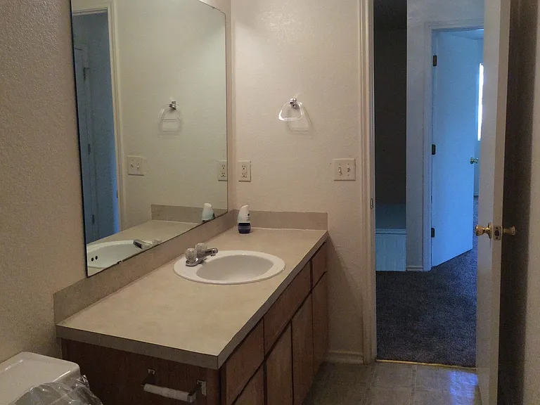 4002 Madison Dr #C — Photo 12