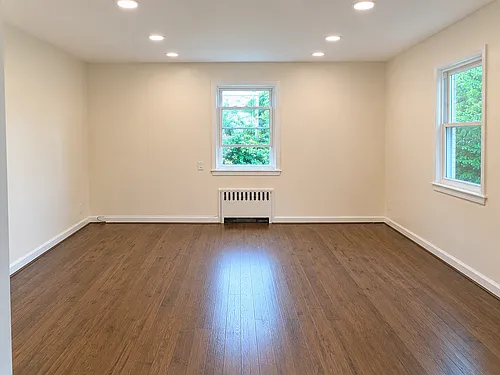 125 Murray Ave Photo 1