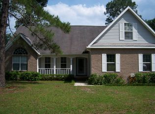 1890 Horseshoe Cove Rd, Waverly, GA 31565