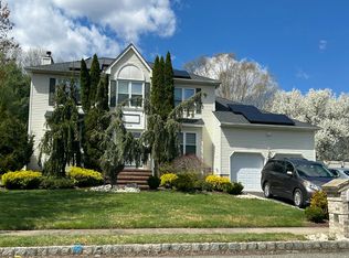 314 Mackenzie Dr, Jackson, NJ