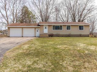 6480 Hemlock St, Vesper, WI 54489