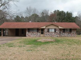 106 Crimson Ln, Brandon, MS 39042