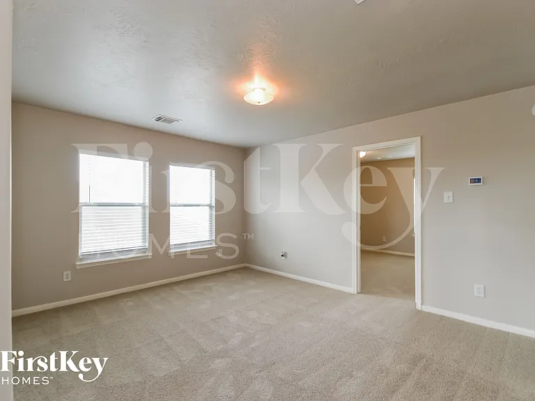 10803 Gold Finch Rd — Photo 13