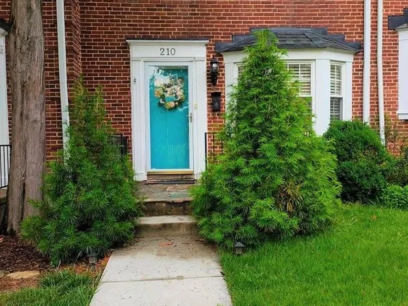 210 Stevenson Ln, Baltimore, MD 21212