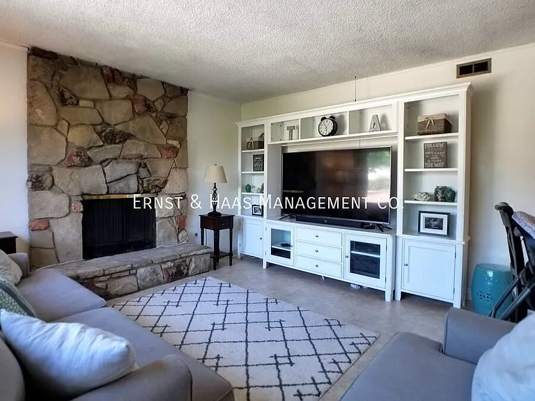 7619 Suva St — Photo 18