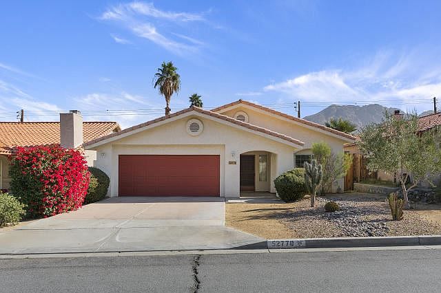 1st image of 52770 Avenida Rubio