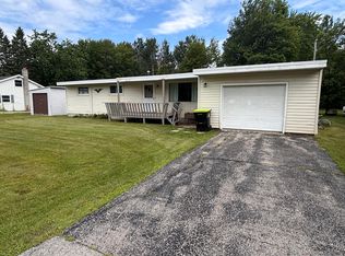1098 Wayne Rd, Alpena, MI 49707
